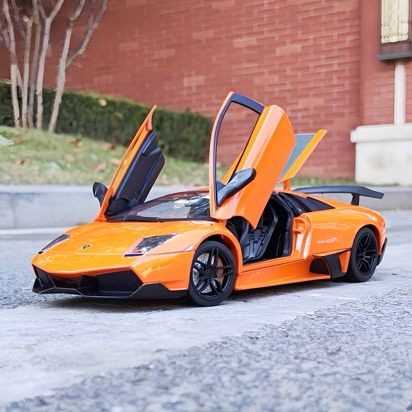 Lamborghini Murcielago SV - 1:18 Model